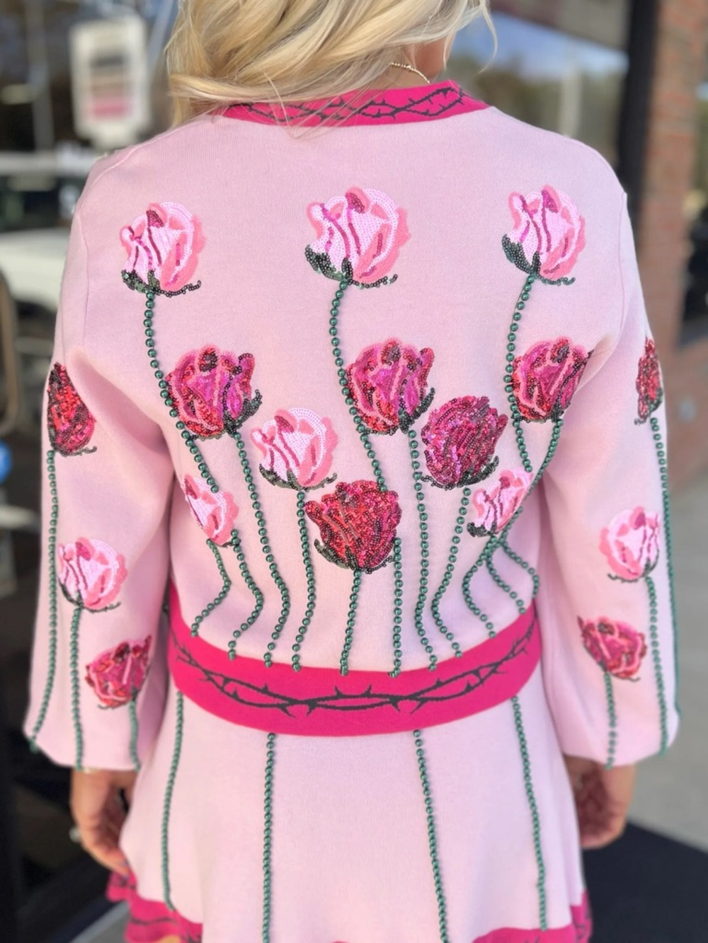 Queen Of Sparkles rose stems Pink Floral Cardigan medium NEW - Picture 3 of 7